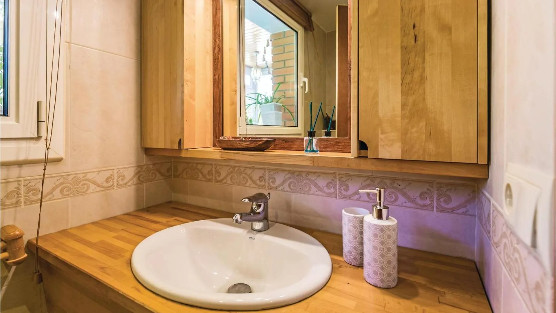 בית נופש Lovely Home In Malgrat De Mar With Swimming Pool ספרד